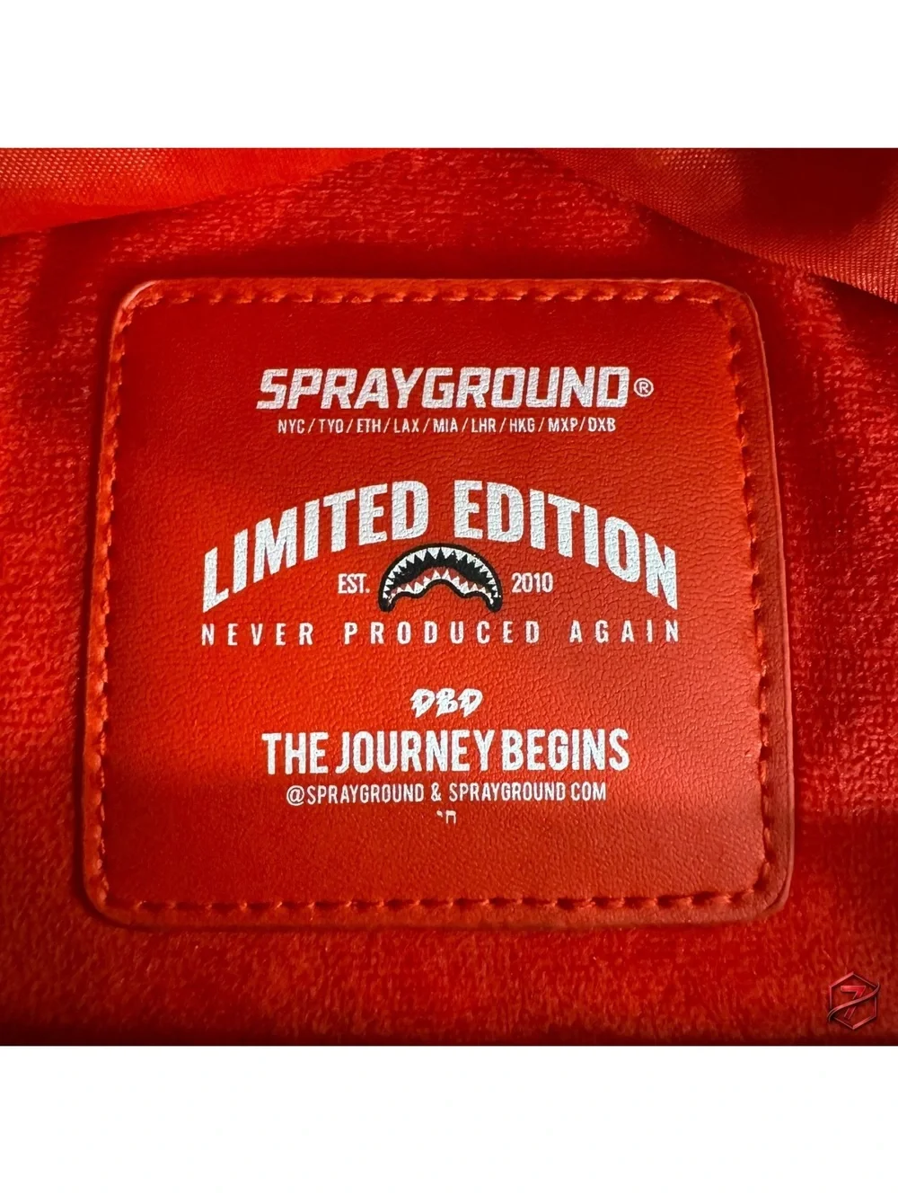 Sprayground Dinero Shark Backpack DLXV Limited Edition HTF Black Red Green